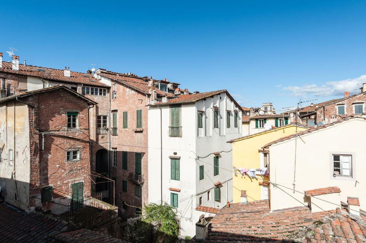Affordable Suite With A View In The Heart Of Lucca Luaran gambar